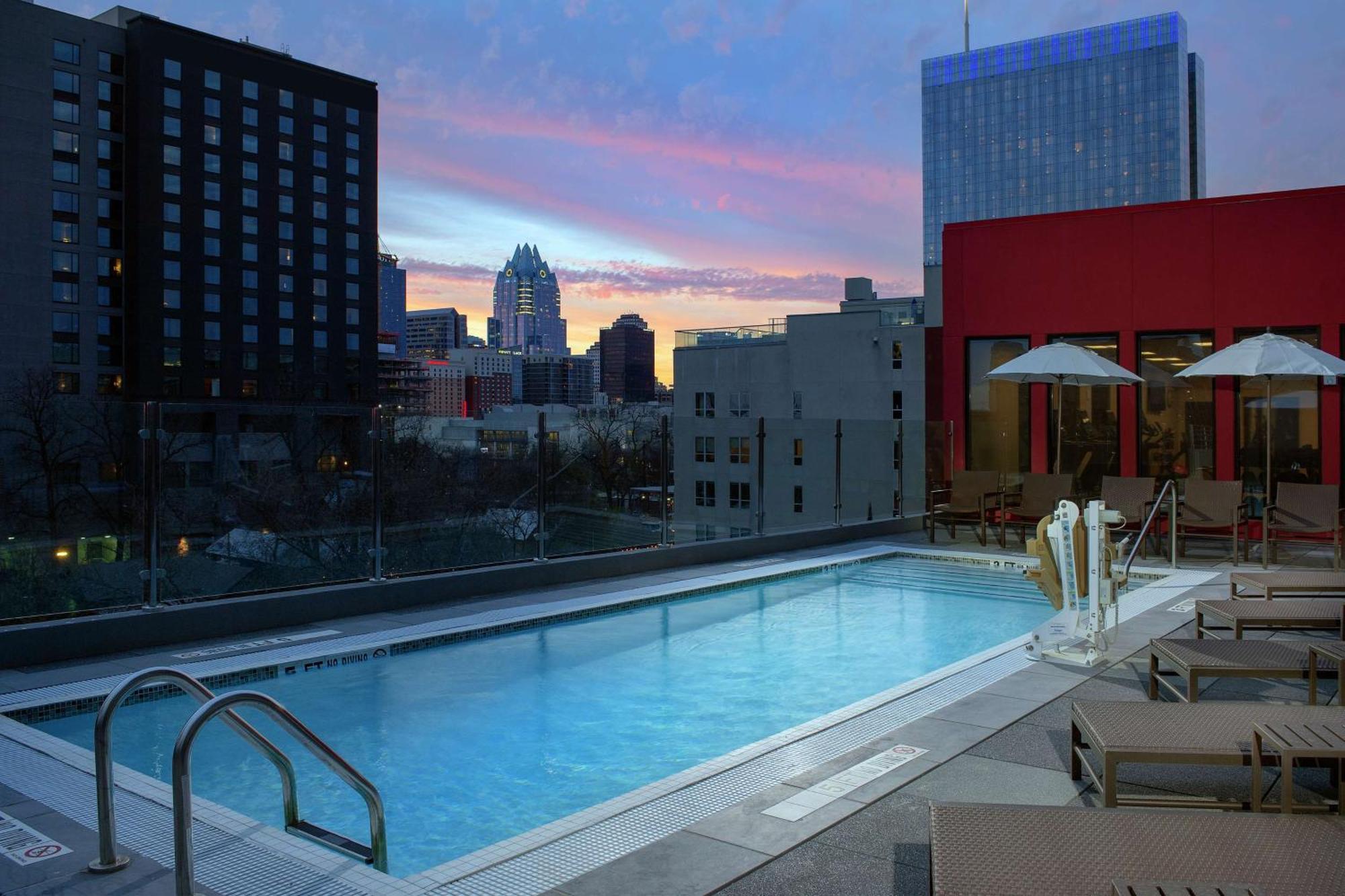 Homewood Suites By Hilton Austin Downtown Экстерьер фото